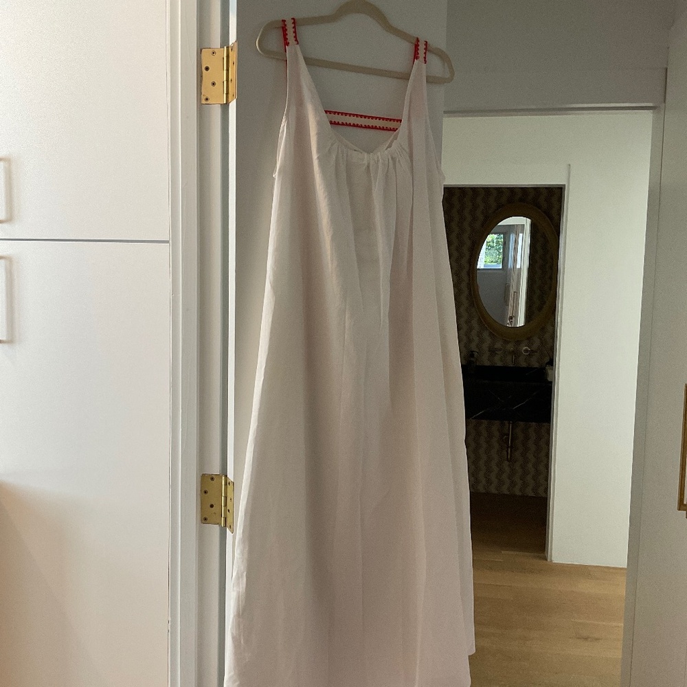 NWT white Gioya sundress with red ribbon detail one size fits all